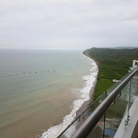 Departamento Frente Al Mar Grand Diamond Apartment Tonsupa Exterior photo
