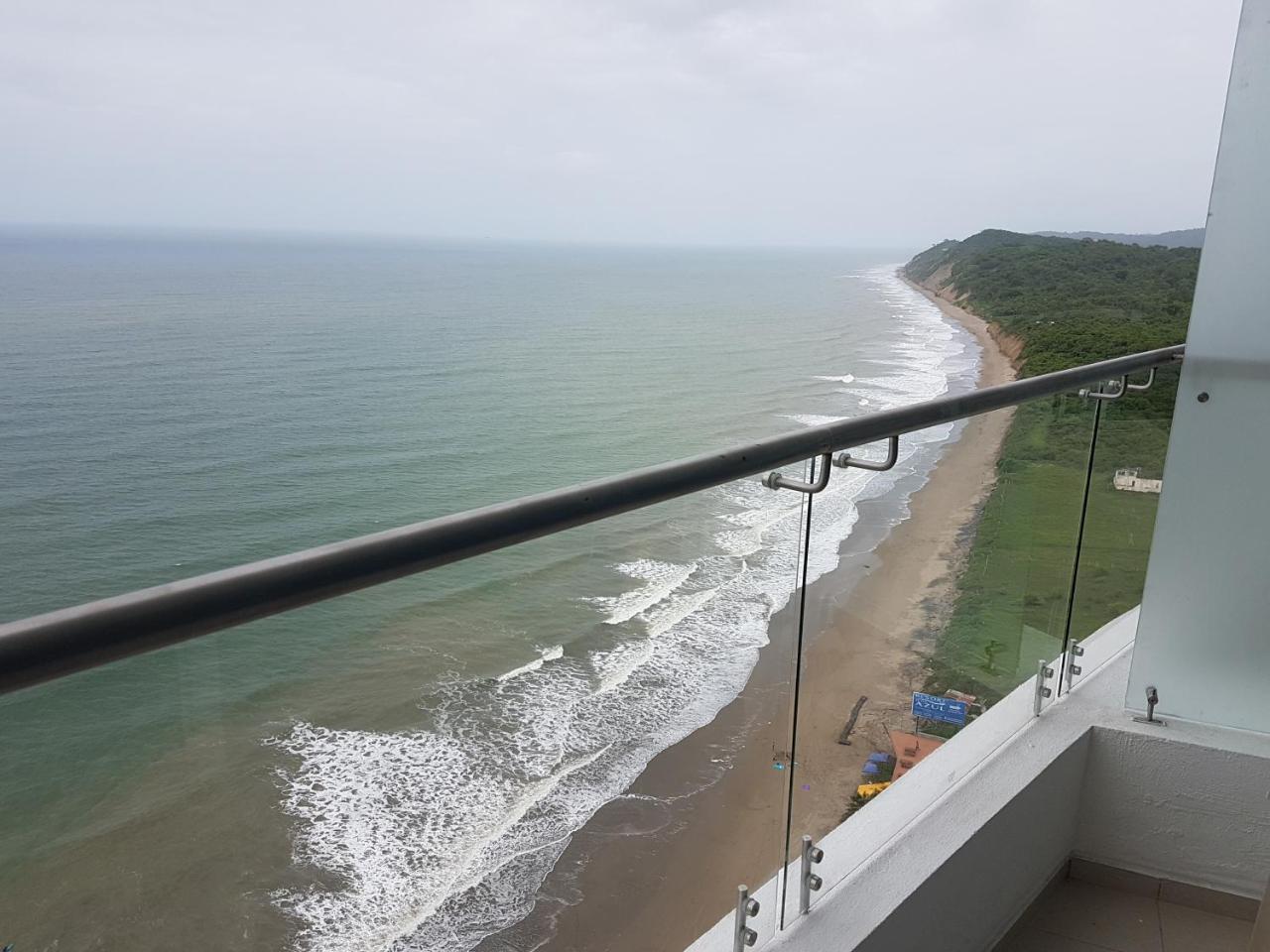 Departamento Frente Al Mar Grand Diamond 公寓 Tonsupa