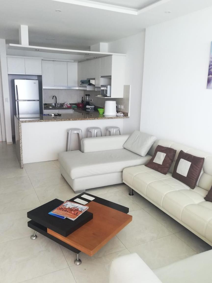 Departamento Frente Al Mar Grand Diamond Apartment Tonsupa